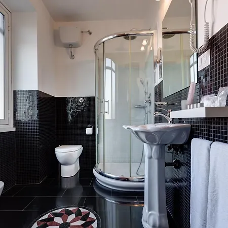 Little Rhome 4* רומא