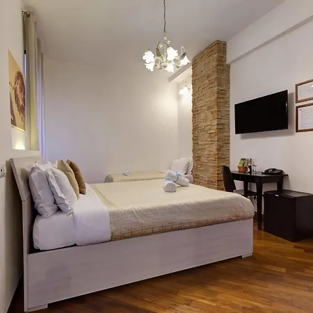 Little Rhome 2* Rome