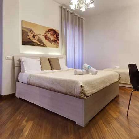 לינה וארוחת בוקר Little Rhome 4*