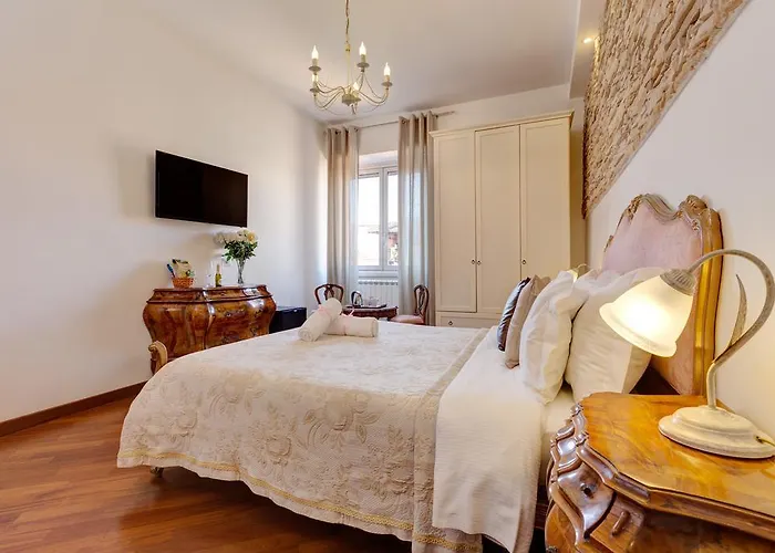 Little Rhome Couette-café 4*