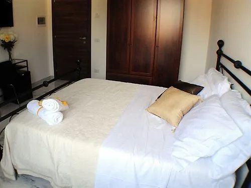 Little Rhome Couette-café Rome